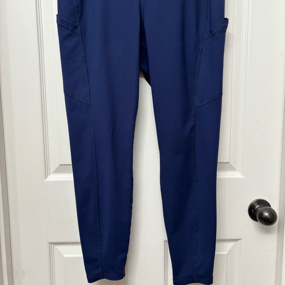 Navy Pocket Leggings | Torrid Size 1 - Picture 4 of 9